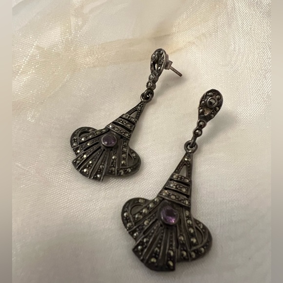 Marcasite and amethyst dangling pierced earrrings - Picture 3 of 4